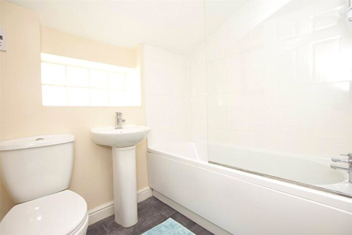 1 Bedroom Semi-Detached House To Rent In Sheldons Court, Winchcombe Street, Cheltenham, Gloucestershire, GL52
