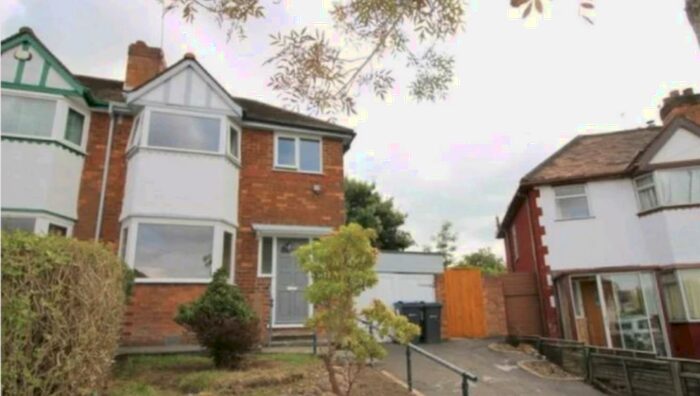 3 Bedroom House To Rent In Woodvale Road, Hall Green, Birmingham, B28