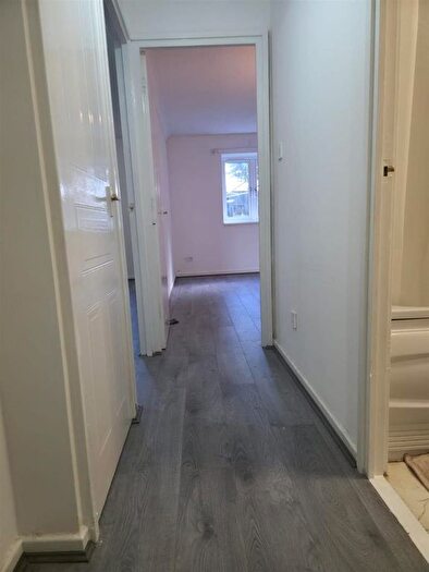 1 Bedroom Flat To Rent In Harts Lane, Barking, IG11
