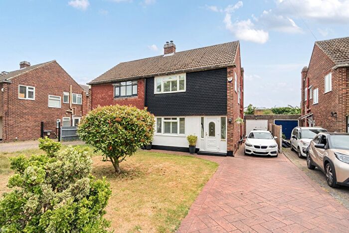 3 Bedroom Semi Detached House For Sale In Barham Close, Bromley, BR2