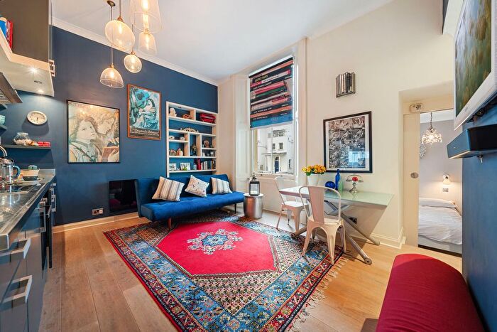 1 Bedroom Flat To Rent In Pinehurst Court, Colville Gardens, London, W11