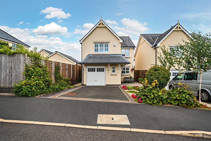 4 Bedroom Detached House For Sale In Tricketts Drive, Grange-over-Sands, Cumbria, LA11