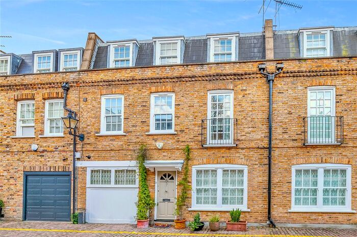 4 Bedroom Semi-Detached House To Rent In Coleherne Mews, London, SW10