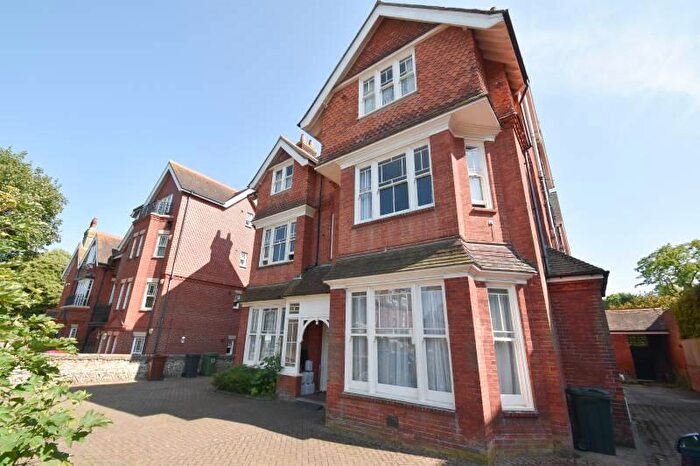 1 Bedroom Flat To Rent In Carlisle Road, Eastbourne, East Sussex, BN20