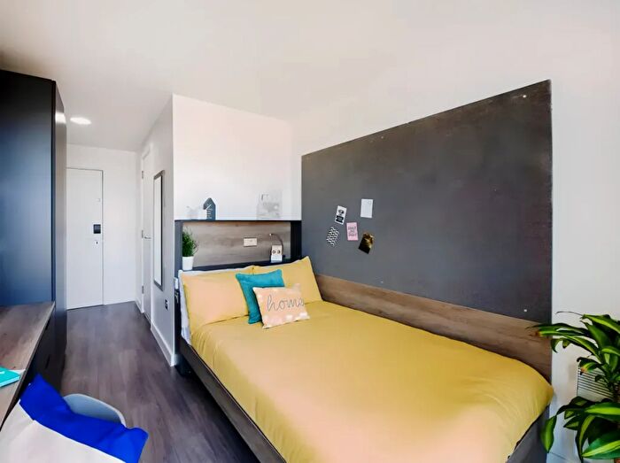 1 Bedroom Flat To Rent In Newmarket Road, Cambridge, CB5