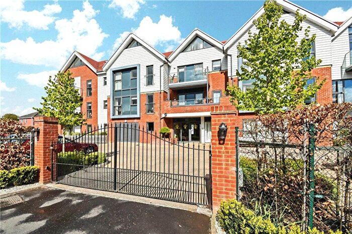 1 Bedroom Apartment For Sale In Duttons Road, Romsey, Hampshire, SO51