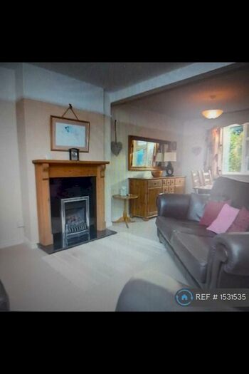 3 Bedroom Semi-Detached House To Rent In Abbey Road, Beeston, Nottingham, NG9