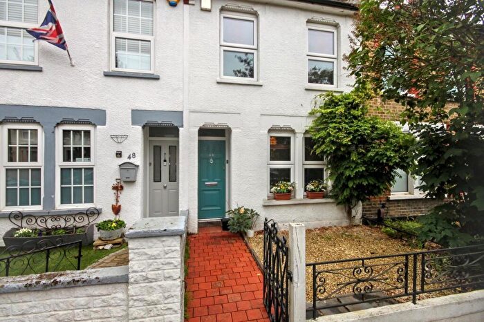 2 Bedroom Terraced House For Sale In Exeter Road, Croydon, CR0