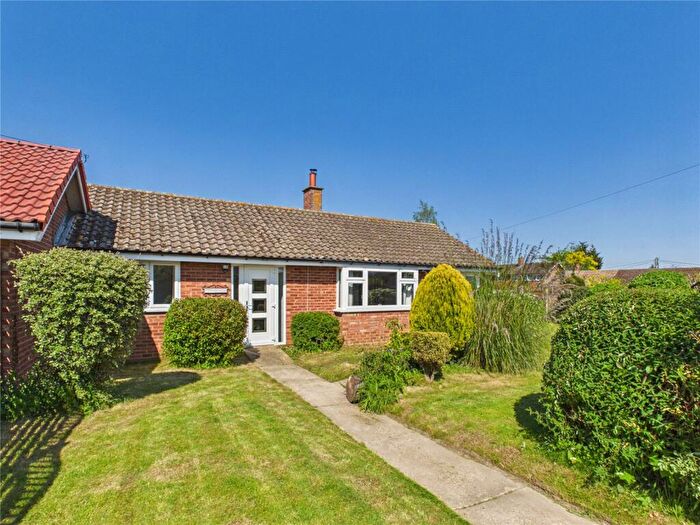 2 Bedroom Bungalow For Sale In Highfields, Bentley, Ipswich, Suffolk, IP9