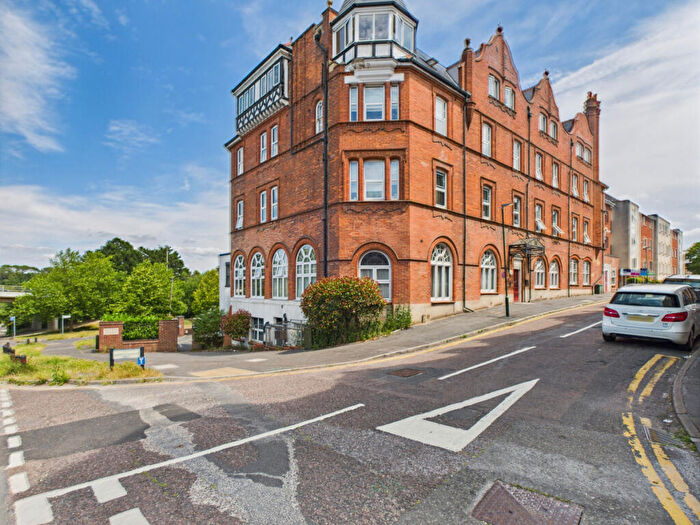 1 Bedroom Flat To Rent In Midland Heights, Norwich Avenue West, Bournemouth, BH2