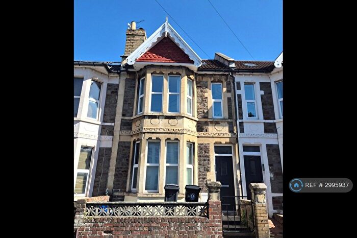 2 Bedroom Maisonette To Rent In Harrow Road, Bristol, BS4