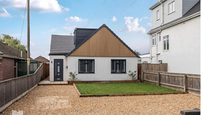 3 Bedroom Detached House To Rent In Christchurch Road, West Parley, Dorset, BH22