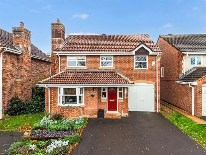 4 Bedroom Detached House For Sale In Burnhams Close, Andover, SP10