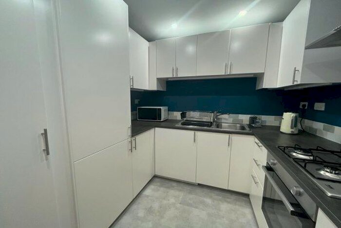 1 Bedroom Flat To Rent In Greenhill Road, Glasgow, G73