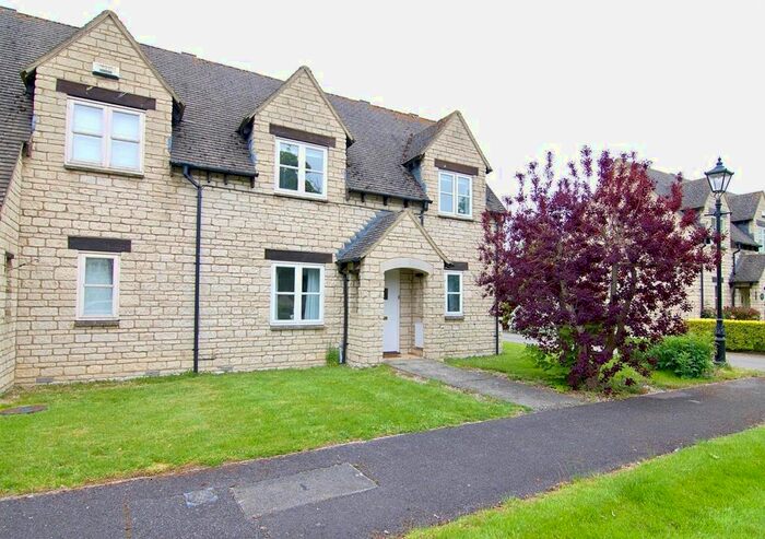 2 Bedroom Semi-Detached House To Rent In Acer Close, Bradwell Village, Burford, OX18