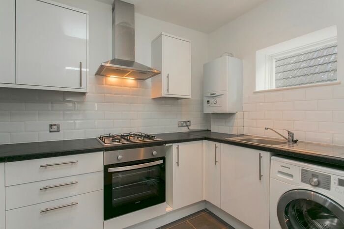 1 Bedroom Flat To Rent In Mowbray Road, London, SE19