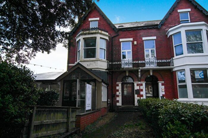 4 Bedroom Flat To Rent In Second Floor, Wood Street, St. Annes, FY8