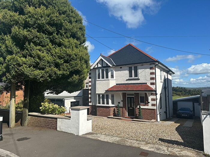4 Bedroom Detached House For Sale In Gate Road, Penygroes, Llanelli, Carmarthenshire., SA14