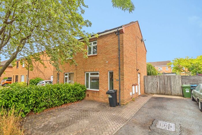 2 Bedroom Semi Detached House For Sale In The Boundary, Oldbrook, Milton Keynes, Buckinghamshire, MK6