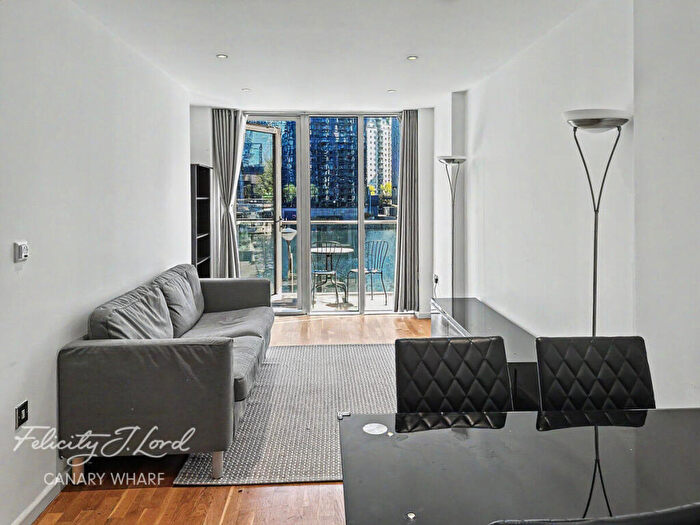 2 Bedroom Apartment To Rent In Millharbour, London, E14