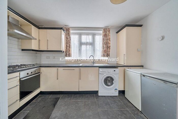 1 Bedroom Flat To Rent In Sycamore Avenue, Ealing, London, W5