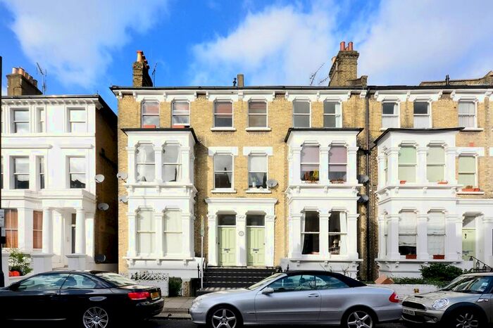 2 Bedroom Flat To Rent In Netherwood Road, Brook Green, London, W14