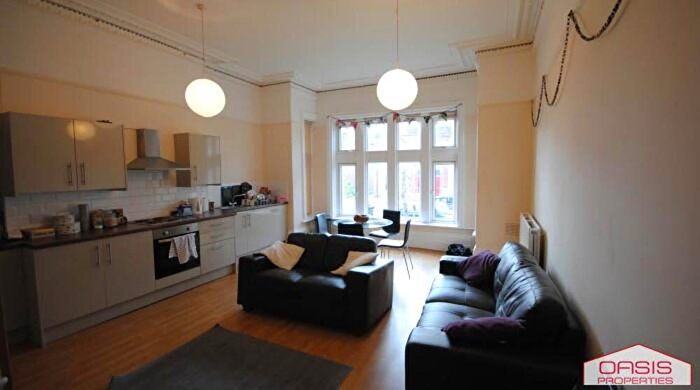 12 Bedroom House To Rent In Cardigan Road, Leeds, LS6