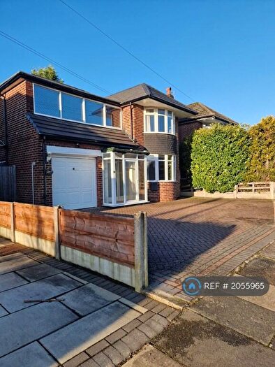 4 Bedroom Detached House To Rent In Woodhouse Lane, Sale, M33