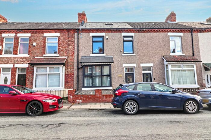 4 Bedroom Terraced House For Sale In Park Lane, Darlington, DL1