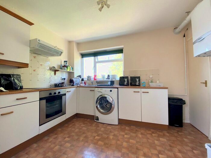 2 Bedroom Flat To Rent In Chalfont Walk, Norwich, NR4