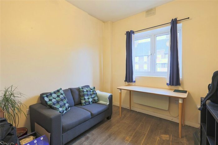 1 Bedroom Flat To Rent In Camden Road, Holloway, London, N7