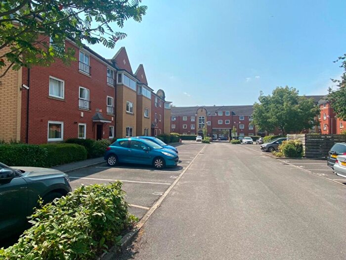 3 Bedroom Apartment To Rent In Whiteoak Road, Fallowfield, Manchester, M14
