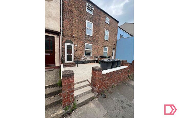 1 Bedroom Flat To Rent In High Street, Gloucester, Gloucestershire, GL1