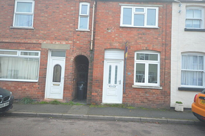 3 Bedroom Terraced House To Rent In Halford Street, Thrapston, NN14