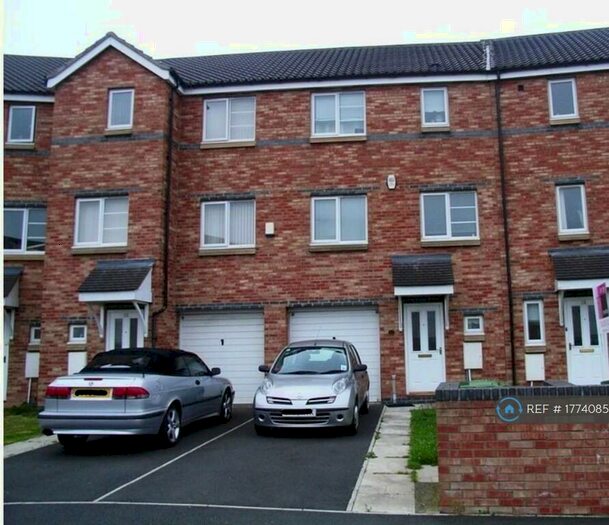 4 Bedroom Terraced House To Rent In Bridges View, Gateshead, NE8