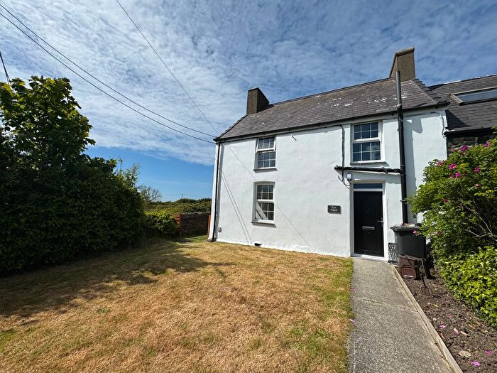 3 Bedroom Semi-Detached House To Rent In Tys Ysgol, Llantrisant, LL65