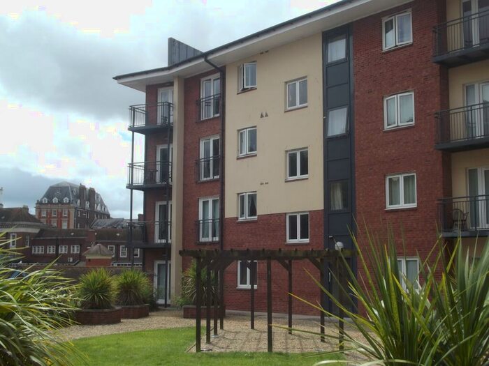 2 Bedroom Apartment To Rent In Constantine House, Exeter, EX4