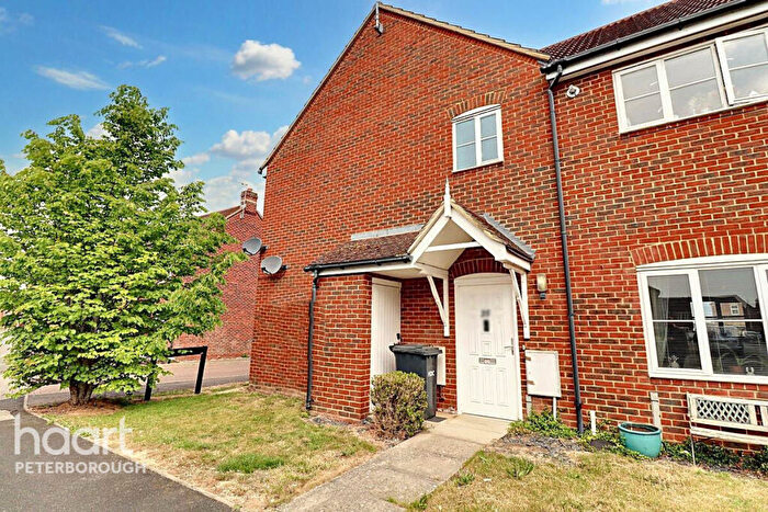 2 Bedroom Maisonette For Sale In Violet Way, Yaxley, PE7