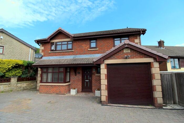 4 Bedroom Detached House To Rent In Tanners Croft, Ramsbottom, Bury, BL0