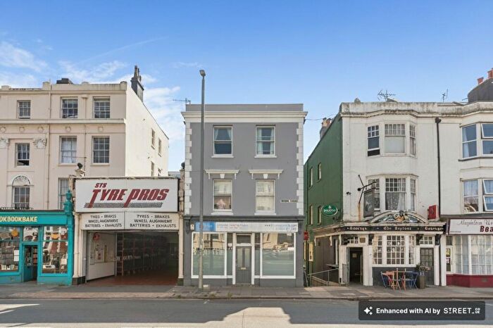 2 Bedroom Flat For Sale In Victoria Terrace, Hove, BN3