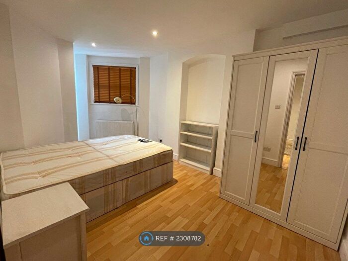 2 Bedroom Flat To Rent In Osbaldeston Road, London, N16