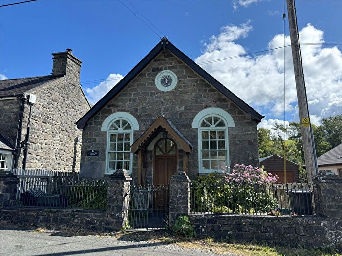 2 Bedroom Detached House For Sale In Bryngwyn, Cwmllinau, Machynlleth, Powys, SY20