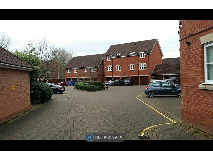 3 Bedroom Flat To Rent In Middleton, Milton Keynes, MK10