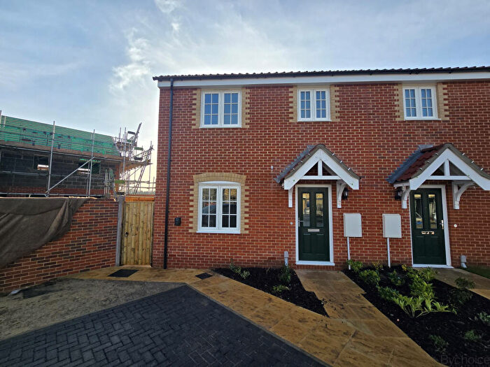 3 Bedroom Semi Detached House For Sale In Laureate Road, Bury St. Edmunds, Suffolk, IP33