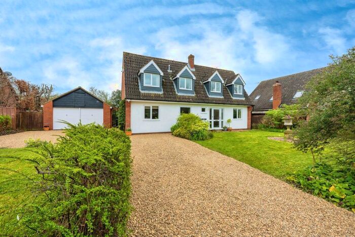 5 Bedroom Detached House For Sale In Wood End Lane, Pertenhall, Bedford, MK44