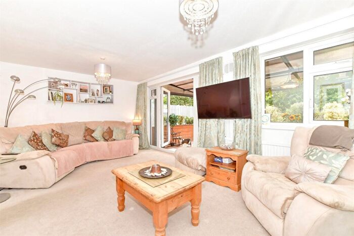 5 Bedroom Detached House For Sale In Rumbolds Close, Chichester, West Sussex, PO19