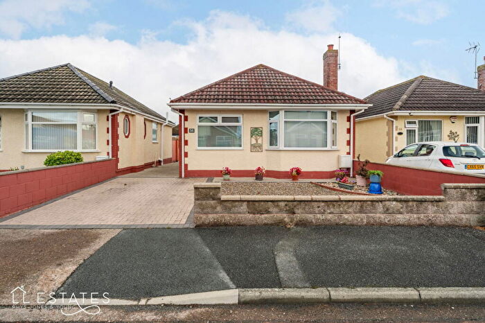 2 Bedroom Detached Bungalow For Sale In Garnett Drive, Prestatyn, LL19