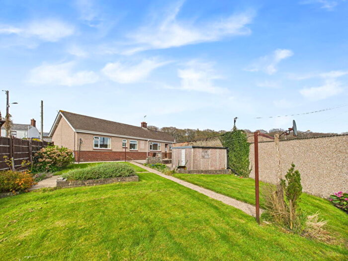 4 Bedroom Detached Bungalow For Sale In Stephens Place, Broadwell, Coleford, GL16