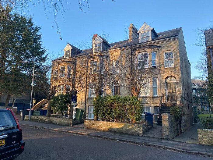 1 Bedroom Flat To Rent In Carlyle Road, Cambridge, CB4