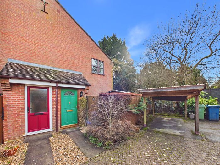 1 Bedroom Terraced House For Sale In Barkus Way, Stokenchurch, High Wycombe, Buckinghamshire, HP14